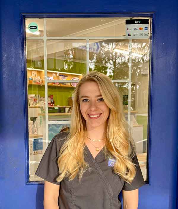 Receptionist Shannon